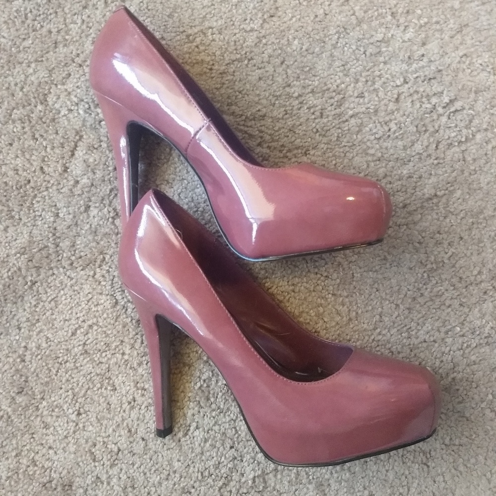 Rose Steve Madden pumps